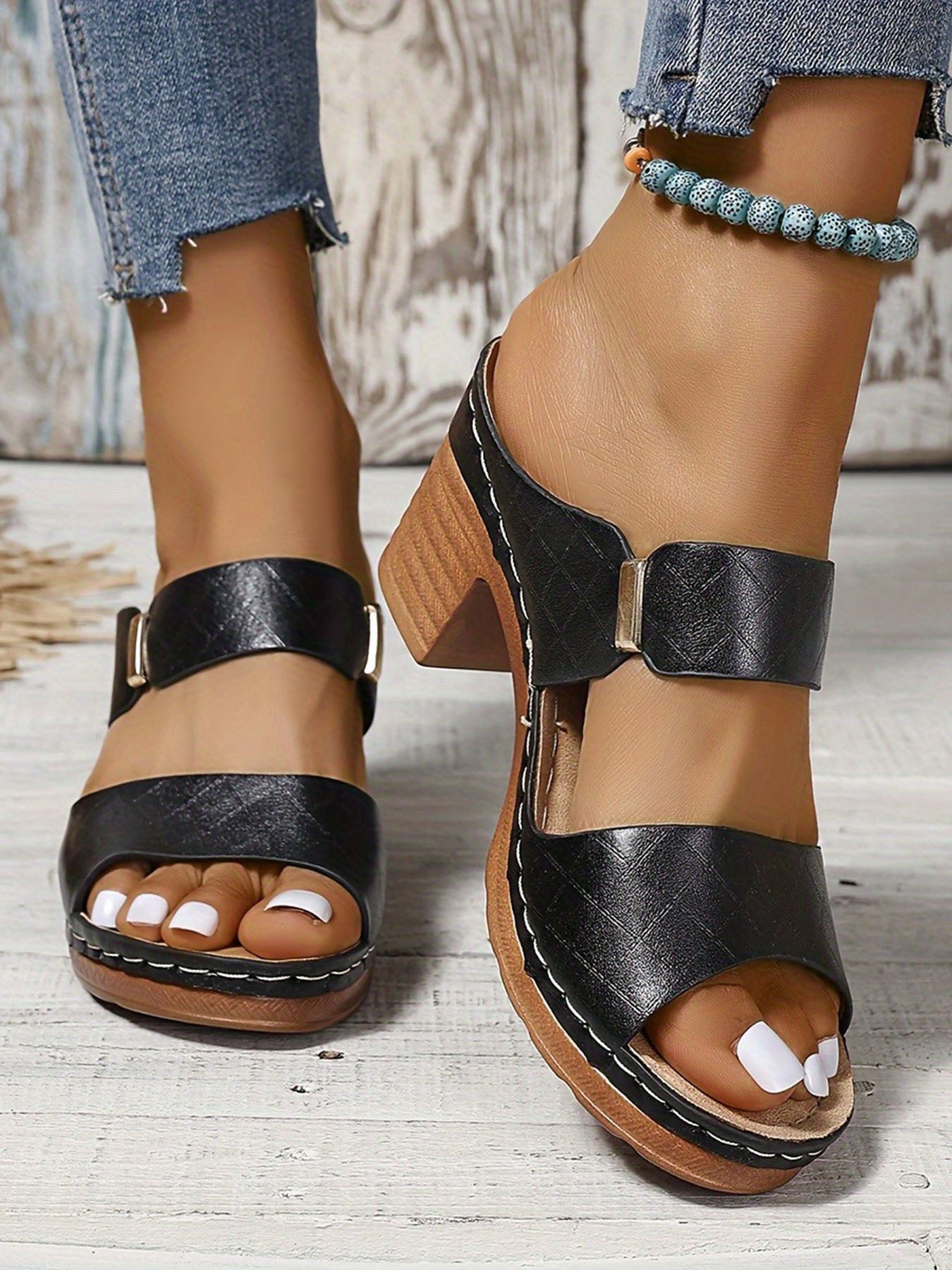 Open-Toe Chunky Heel Sandals