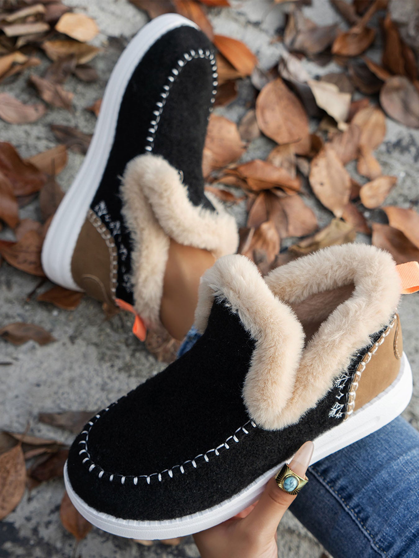 Plush Thickened Warm Shoes